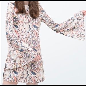 Zara Floral Bell Sleeve Mod Open Back Mini Dress S